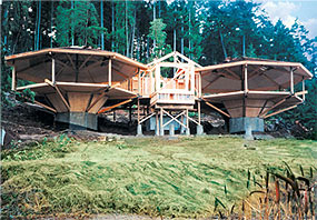 Topsider's Post &amp; Beam method allows for fast closure of the weather tight shell.
