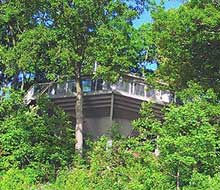 Topsider Homes blend naturally with their surroundings. Topsider Homes blend naturally with their surroundings.