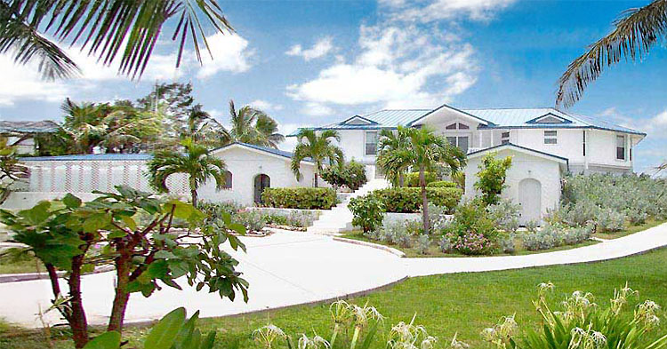 Custom luxury Topsider oceanfront home on Cat Cay, Bahamas