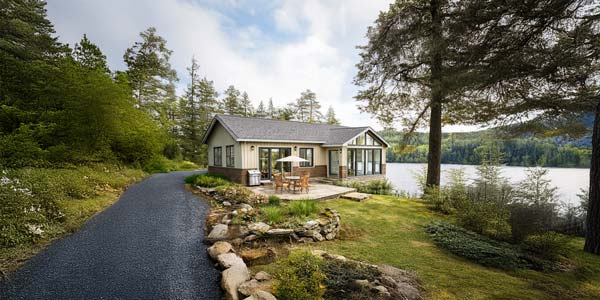 One-story Topsider patio home in a waterfront setting