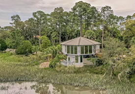 Topsider pedestal home built in the 1970s on Fripp Island, SC has survived many hurricanes and storms