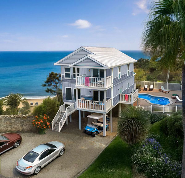 Two-story Topsider stilt and piling home